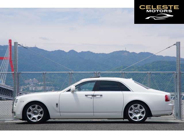 ROLLS-ROYCE Ghost 2011 — photo 5 sur 8