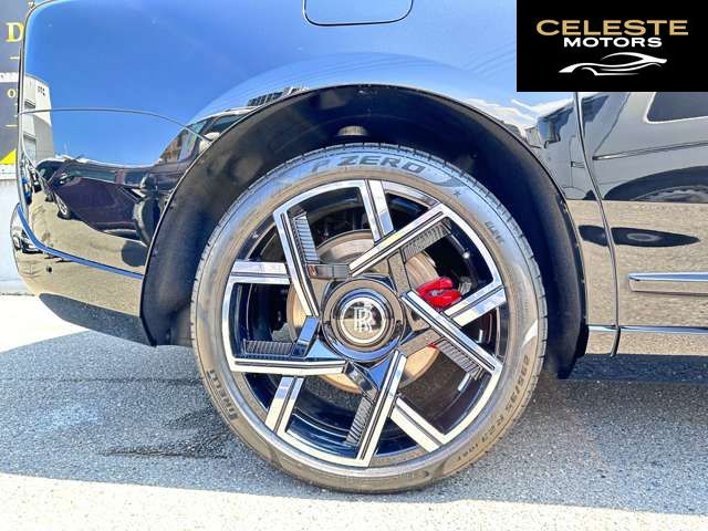ROLLS-ROYCE Black Badge Cullinan 2026 — photo 4 sur 8