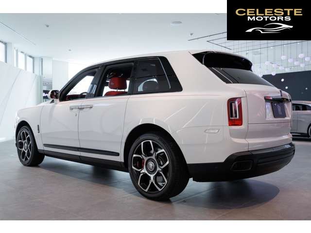 ROLLS-ROYCE Black Badge Cullinan 2023 — photo 2 sur 8