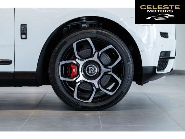ROLLS-ROYCE Black Badge Cullinan 2023 — photo 5 sur 8
