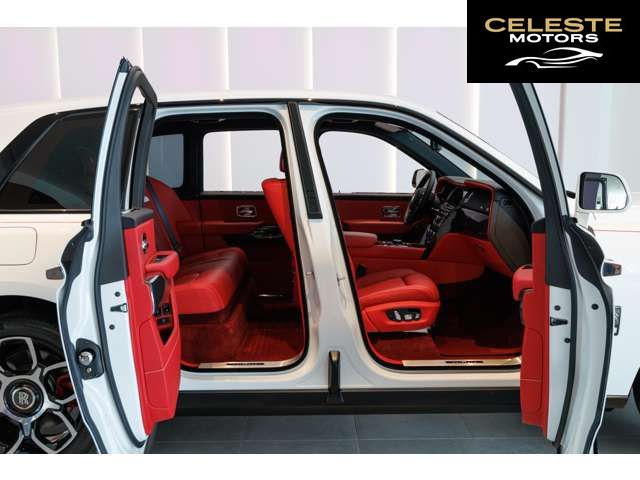 ROLLS-ROYCE Black Badge Cullinan 2023 — photo 7 sur 8