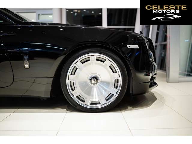 ROLLS-ROYCE Black Badge Wraith 2017 — photo 5 sur 8
