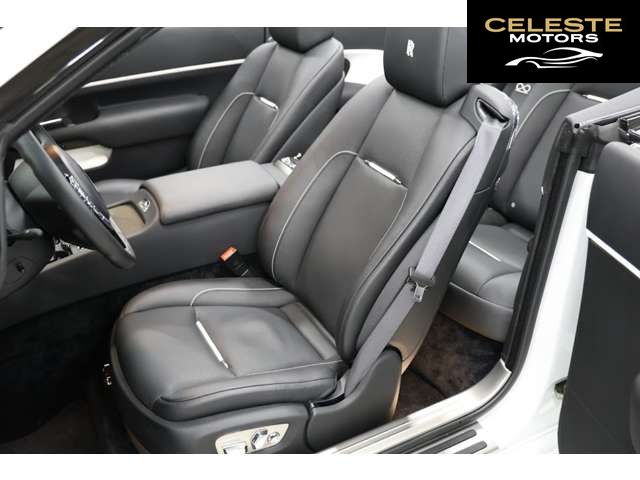ROLLS-ROYCE Black Badge Dawn 2018 — photo 2 sur 8