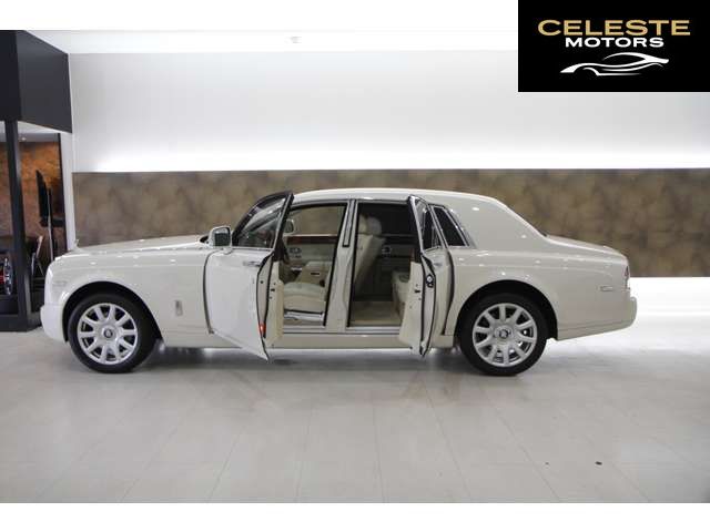 ROLLS-ROYCE Phantom 2014 — photo 1 sur 8