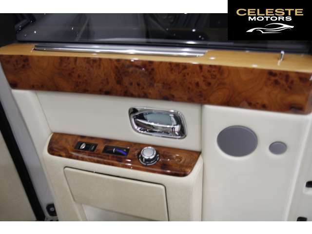 ROLLS-ROYCE Phantom 2014 — photo 3 sur 8
