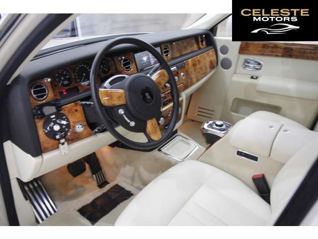 ROLLS-ROYCE Phantom 2014 — photo 5 sur 8