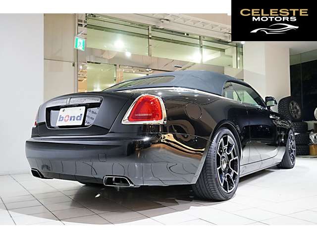 ROLLS-ROYCE Black Badge Dawn 2019 — photo 1 sur 8