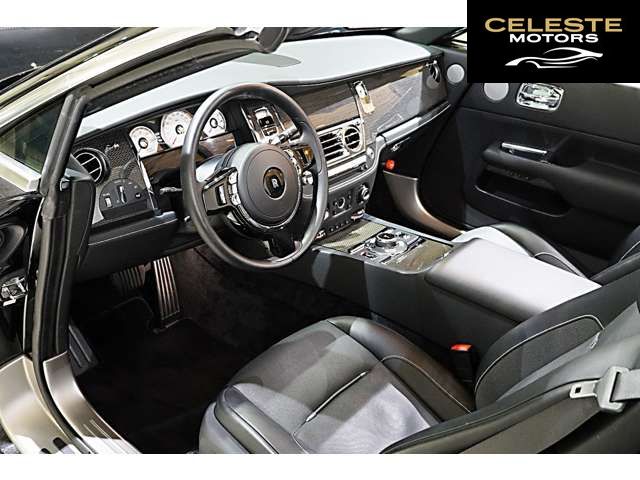 ROLLS-ROYCE Black Badge Dawn 2019 — photo 6 sur 8