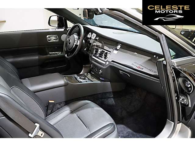 ROLLS-ROYCE Black Badge Dawn 2019 — photo 8 sur 8