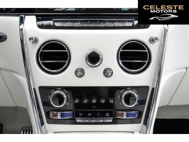 ROLLS-ROYCE Cullinan 2025 — photo 5 sur 8