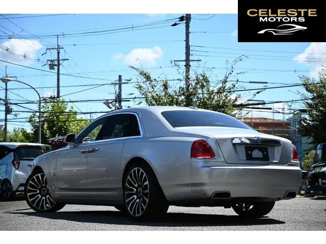 ROLLS-ROYCE Ghost 2011 — photo 3 sur 8