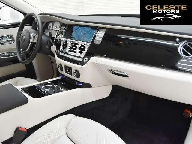 ROLLS-ROYCE Ghost 2018 — photo 6 sur 8