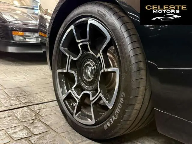 ROLLS-ROYCE Black Badge Wraith 2019 — photo 7 sur 8