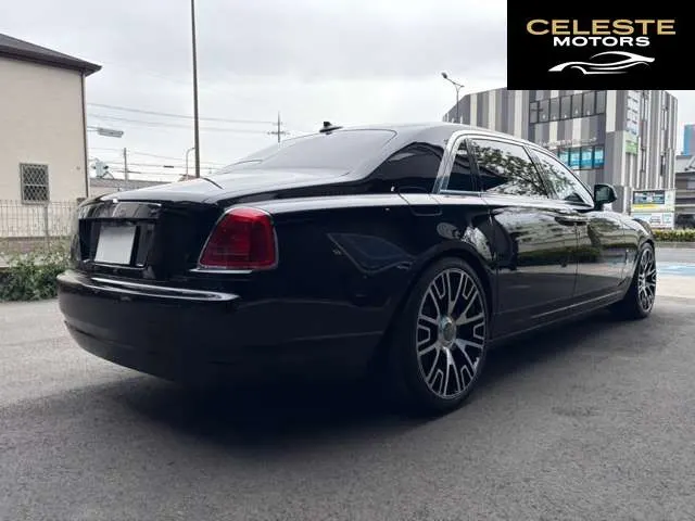 ROLLS-ROYCE Ghost 2016 — photo 4 sur 8