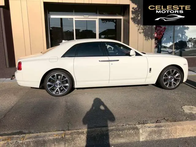 ROLLS-ROYCE Ghost 2016 — photo 6 sur 8