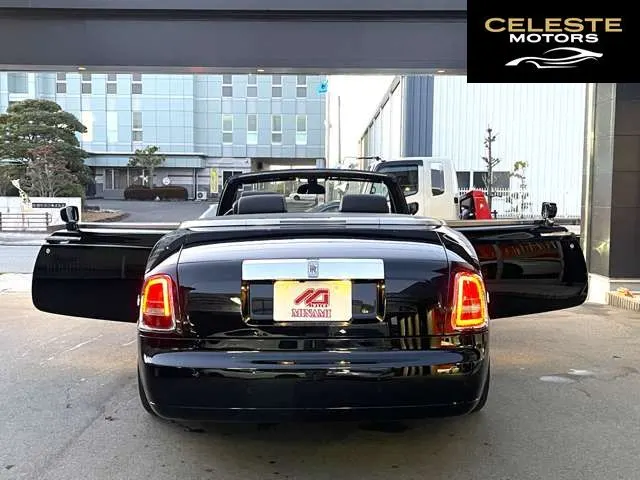 ROLLS-ROYCE Phantom ドロップヘッド Coupé 2007 — photo 4 sur 8