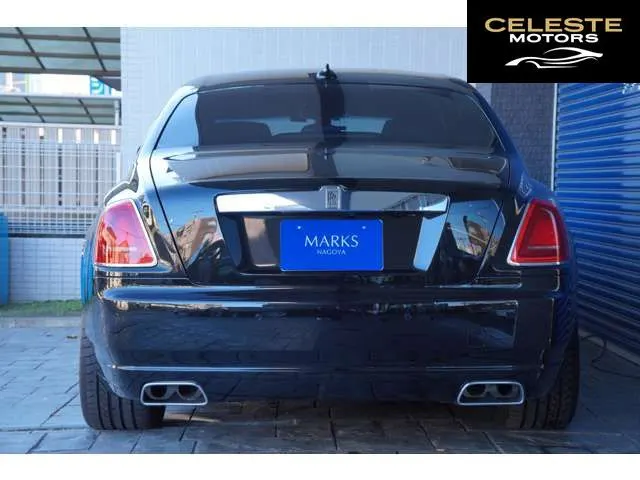 ROLLS-ROYCE Ghost 2011 — photo 5 sur 8