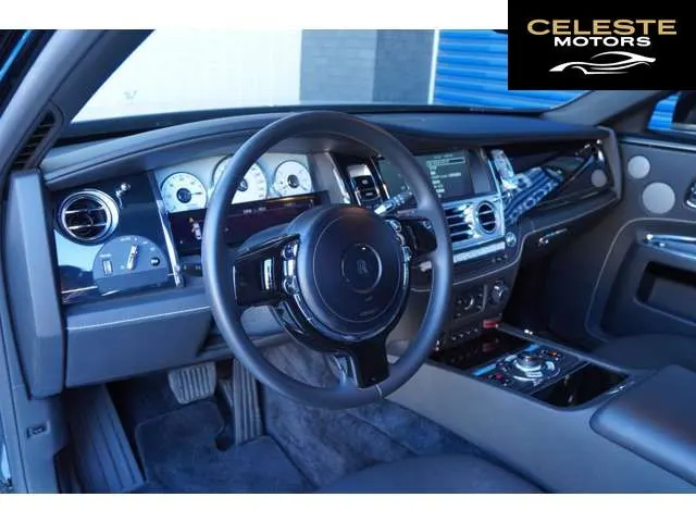 ROLLS-ROYCE Ghost 2011 — photo 7 sur 8