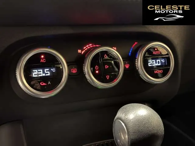 ALFA ROMEO Romeo 2017 — photo 6 sur 8