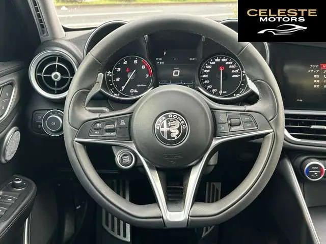 ALFA ROMEO Romeo 2018 — photo 8 sur 8