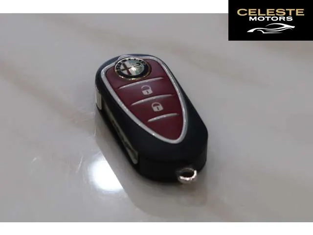 ALFA ROMEO Romeo 2014 — photo 5 sur 8