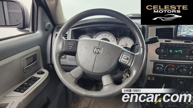 DODGE QUAD CAB 4X4 2006 — photo 13 sur 20