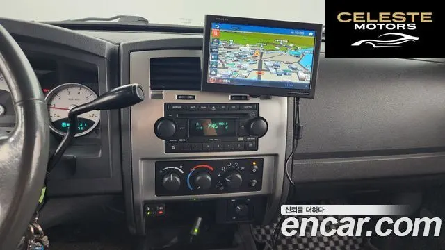 DODGE QUAD CAB 4X4 2006 — photo 18 sur 20
