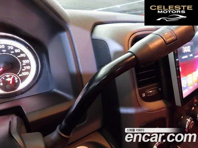 DODGE 5.7 2014 — photo 12 sur 26