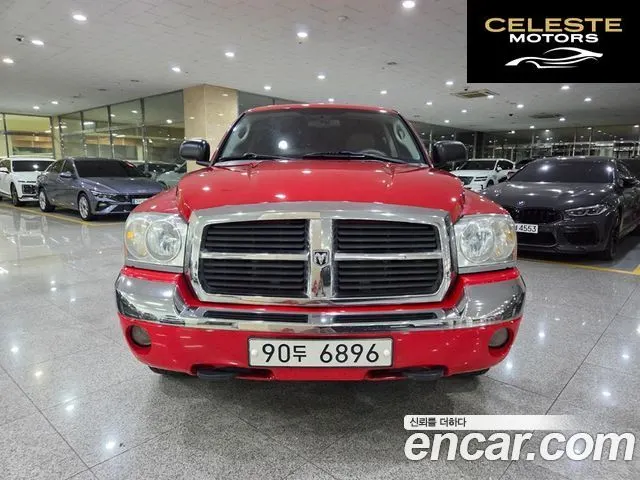 DODGE QUAD CAB 4X4 2005 — photo 2 sur 26