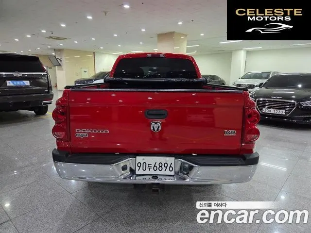 DODGE QUAD CAB 4X4 2005 — photo 4 sur 26