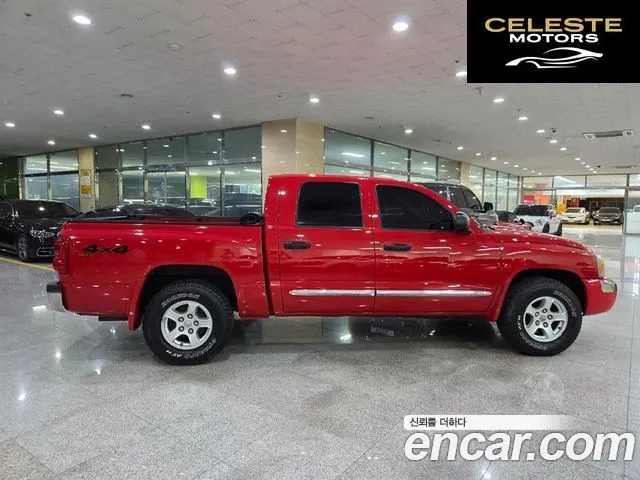 DODGE QUAD CAB 4X4 2005 — photo 5 sur 26