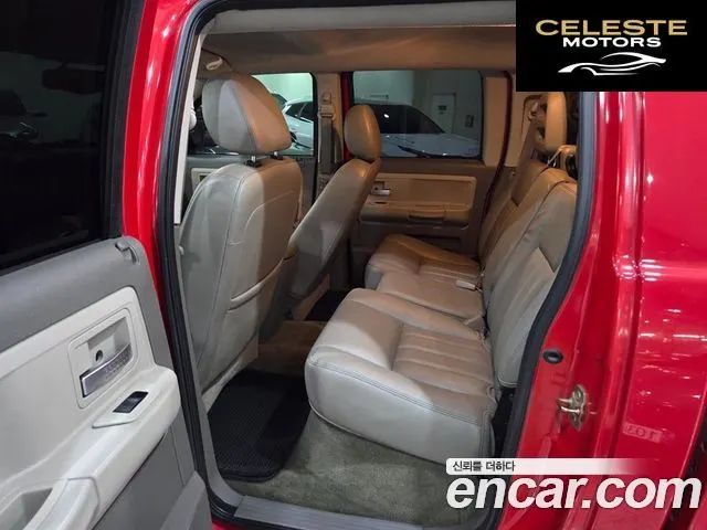 DODGE QUAD CAB 4X4 2005 — photo 7 sur 26