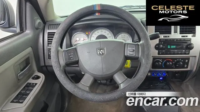 DODGE QUAD CAB 4X4 2007 — photo 13 sur 20