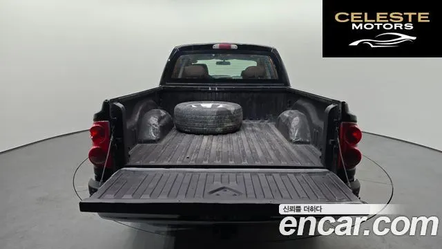 DODGE QUAD CAB 4X4 2007 — photo 20 sur 20