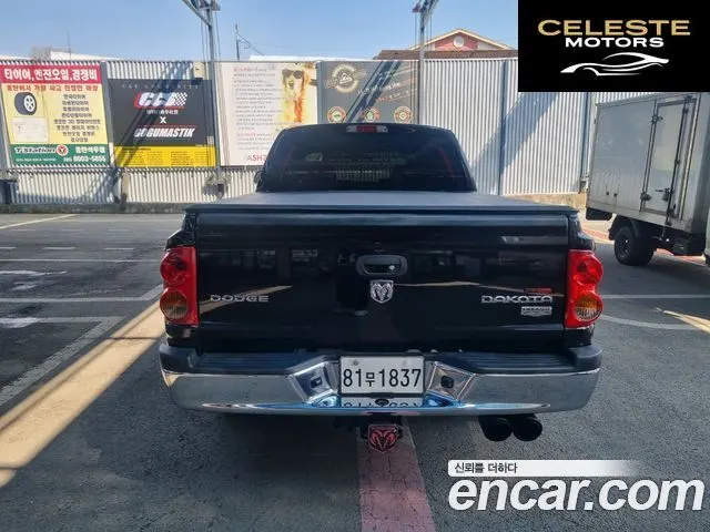 DODGE QUAD CAB 4X4 2010 — photo 14 sur 20