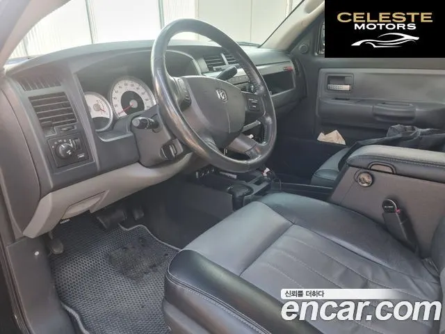 DODGE QUAD CAB 4X4 2010 — photo 9 sur 20