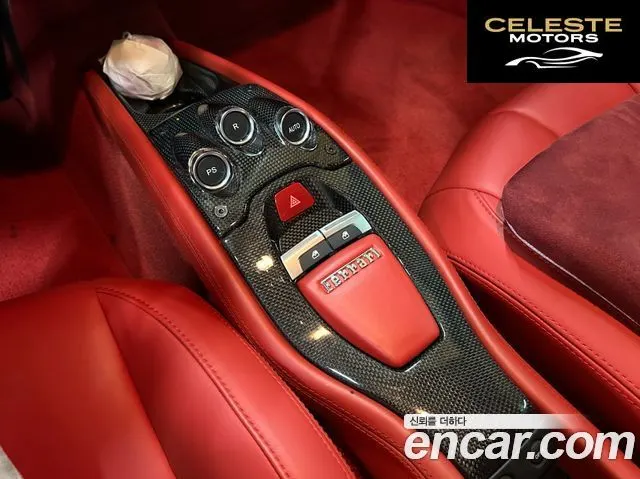 FERRARI 458 2011 — photo 17 sur 26