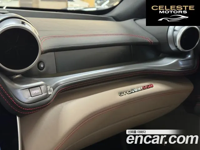 FERRARI GTC4 6.3 V12 2018 — photo 19 sur 26
