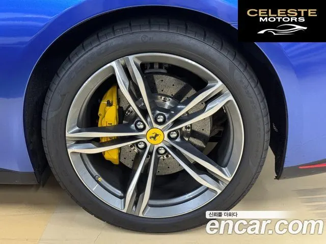 FERRARI GTC4 6.3 V12 2018 — photo 6 sur 26