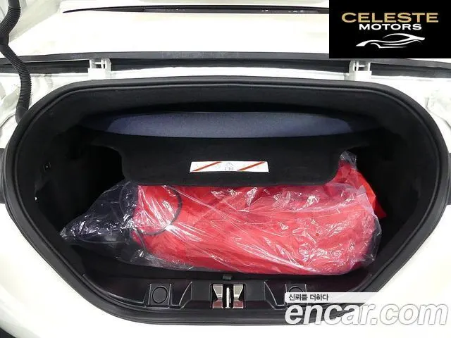 FERRARI Roma 3.9 Spyder 2024 — photo 18 sur 26