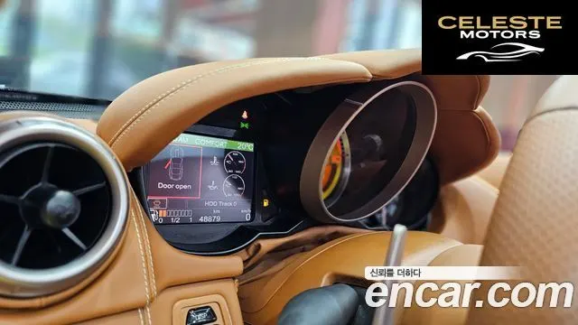 FERRARI 4.3 V8 2011 — photo 14 sur 26