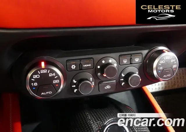 FERRARI T 3.9 V8 2015 — photo 13 sur 26