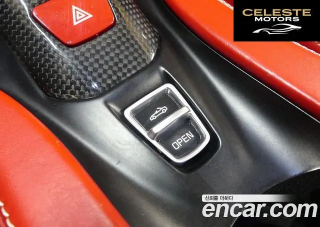 FERRARI T 3.9 V8 2015 — photo 14 sur 26