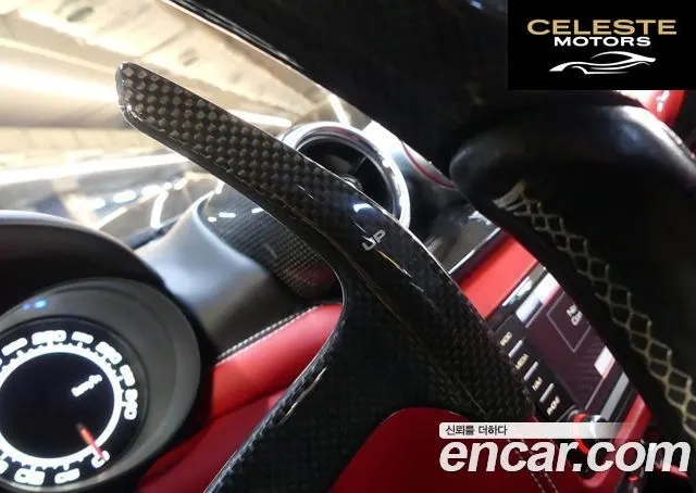 FERRARI T 3.9 V8 2015 — photo 17 sur 26
