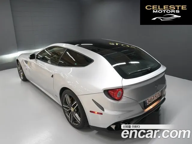 FERRARI FF 6.3 V12 2013 — photo 14 sur 26