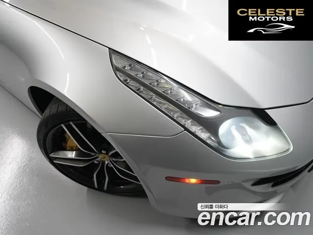 FERRARI FF 6.3 V12 2013 — photo 16 sur 26