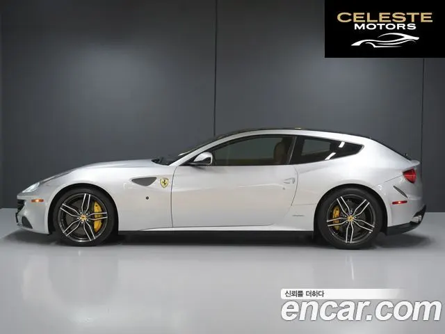 FERRARI FF 6.3 V12 2013 — photo 5 sur 26