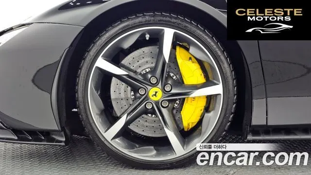 FERRARI SF90 Stradale 4.0 2021 — photo 5 sur 26