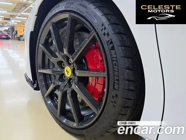 FERRARI SF90 Stradale 4.0 2022 — photo 15 sur 26