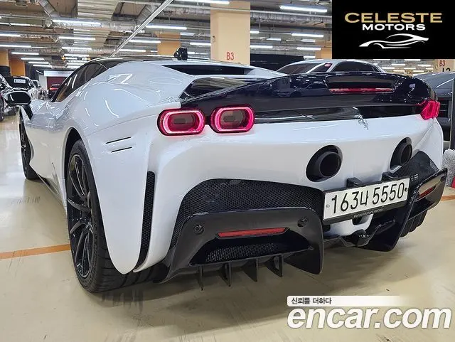 FERRARI SF90 Stradale 4.0 2022 — photo 4 sur 26